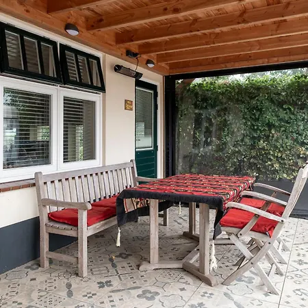 De Hoge Enk 3* Hierden